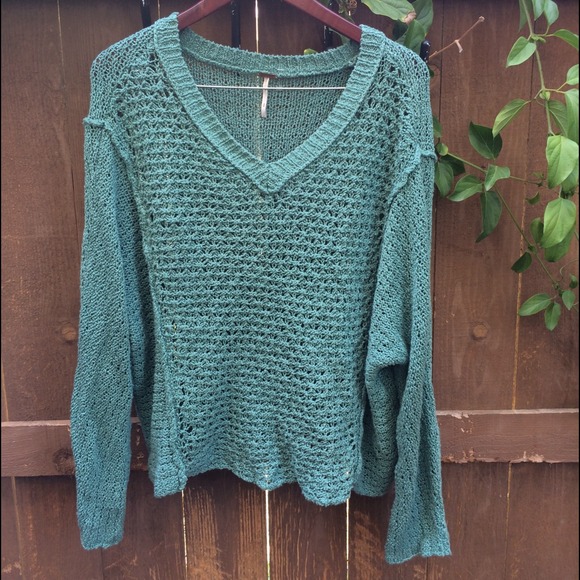 ❌💲SOLD💲❌Free people knit sweater