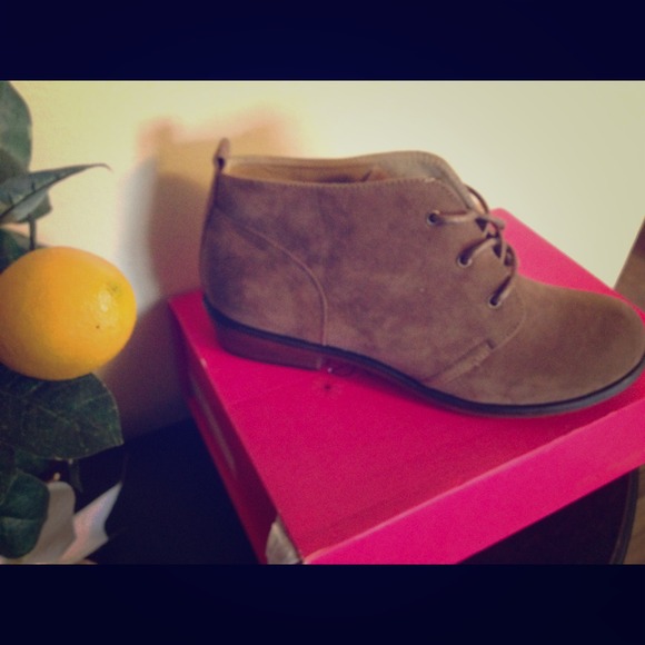 🍁🍂Brown suede booties🍁