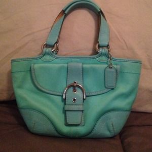 Coach small bucket tote