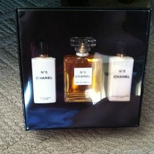 Perfume set
