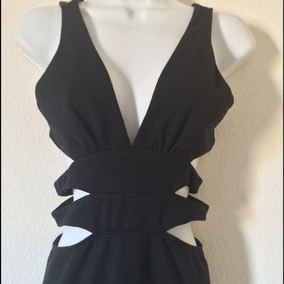 Sexy Black Dress - Picture 3 of 4