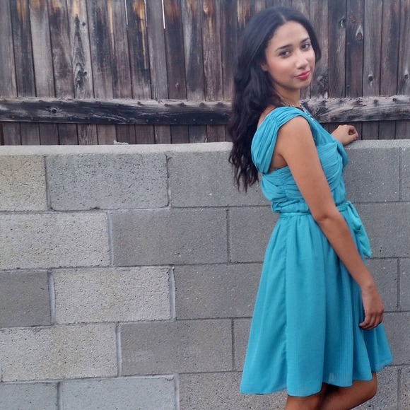 BCBGeneration Tiffany Blue Dress - Picture 3 of 3