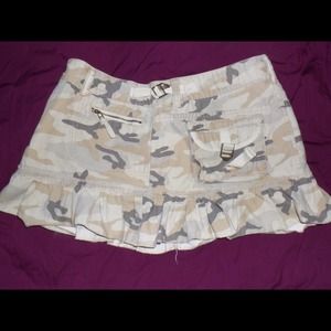 No boundaries camo skirt sz juniors 13