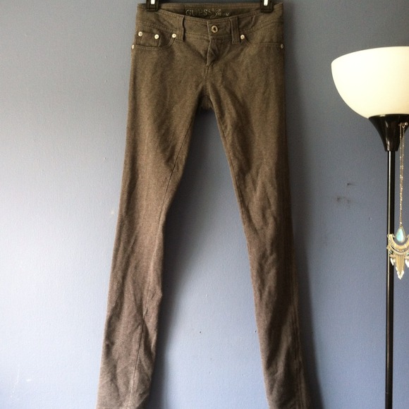 Grey guess skinny pants!