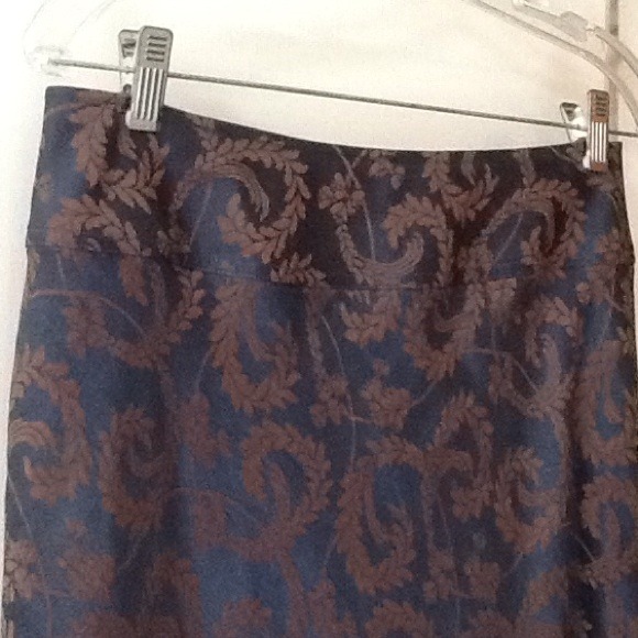 Blue silk maxi skirt - Picture 3 of 3