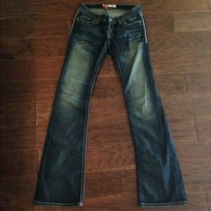 Women's BKE Stella Stretch Size 26. Reduced price!