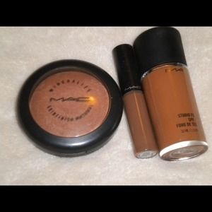 🎀🎀MAC MSF DEEP DARK🎀🎀