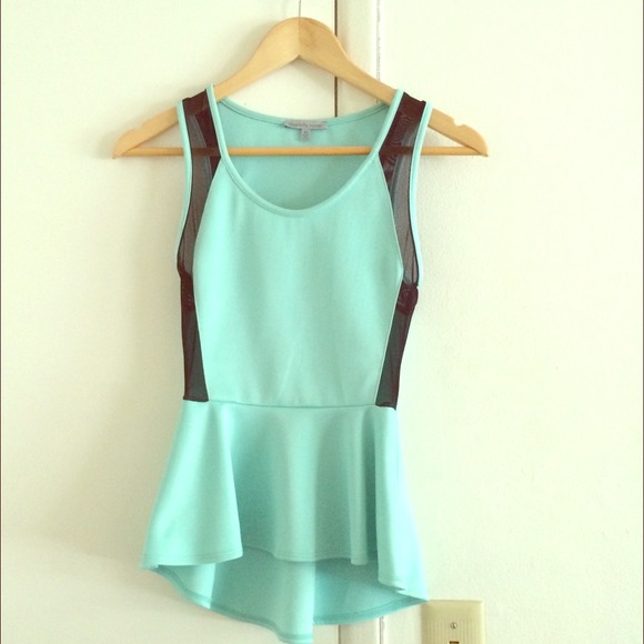 ❌Sold in a yardsale❌💙Charlotte Russe Peplum 💙