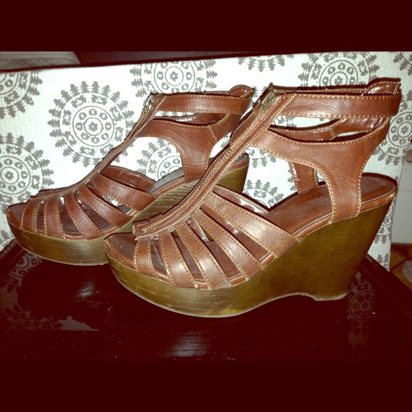 Brown wedges
