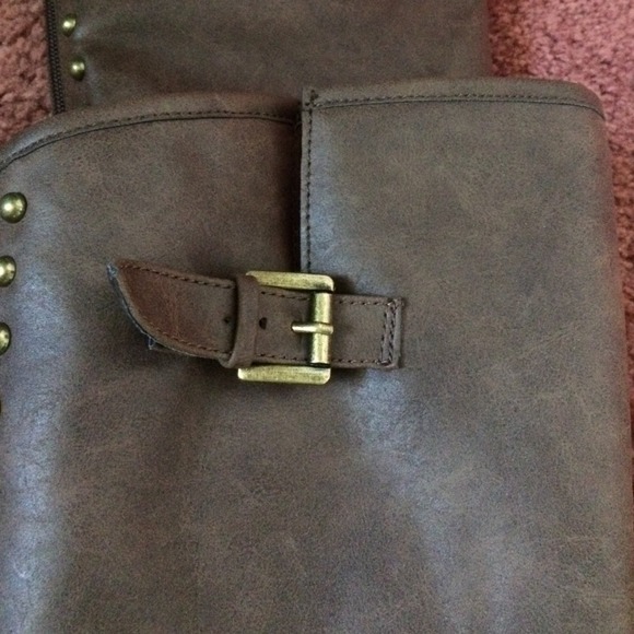 🚫SOLD🚫 Brown Riding Boots - Picture 4 of 4