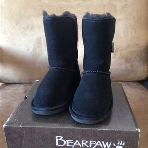 Bearpaw black boot toddler girl