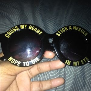 CROSS MY HEART HOPE TO DIE GLASSES