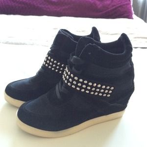 Studded Wedged Sneakers (Olympa-S)