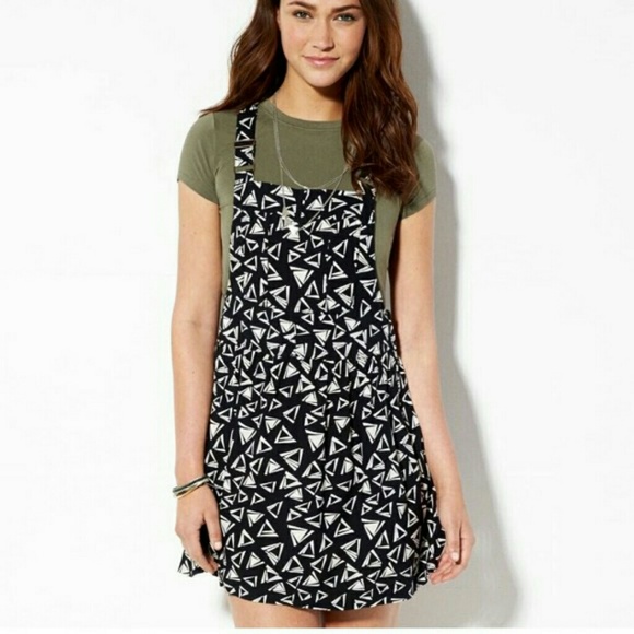AE Geometric Shortall - Picture 2 of 3