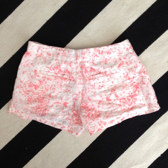 Patterned linen shorts😍 - Picture 3 of 4