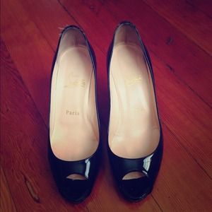 Christian Louboutin black patent size 37