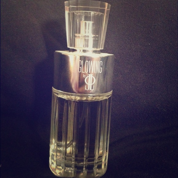Glowing by JLo perfume
