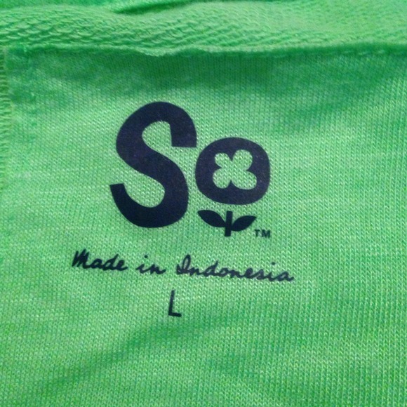 Lime green Sweater size large LOVE - Picture 3 of 3