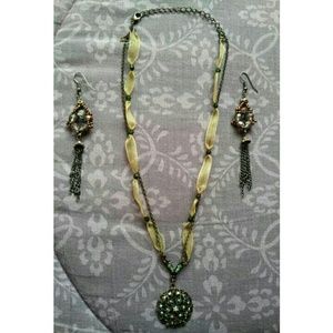 Different looking necklace with paired earring