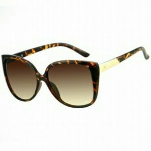 Kardashian Collection Woman's Cat Eye Sunglasses