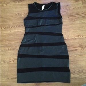 Bailey 44 Toro Dress Size Small *New with tags*