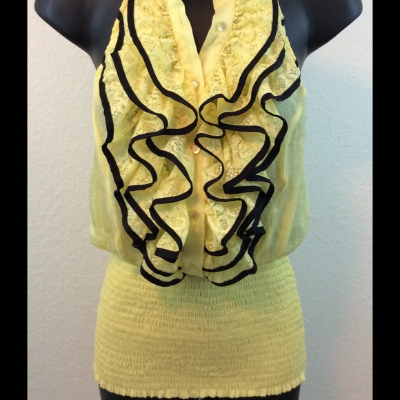 🚫Sold🚫Pre-Loved Aggie Yellow Ruffle Blouse - Picture 2 of 4