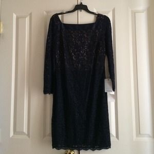 Brand new Adrianna Papell dress