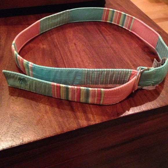 Lilly Pulitzer size small multi color/print belt