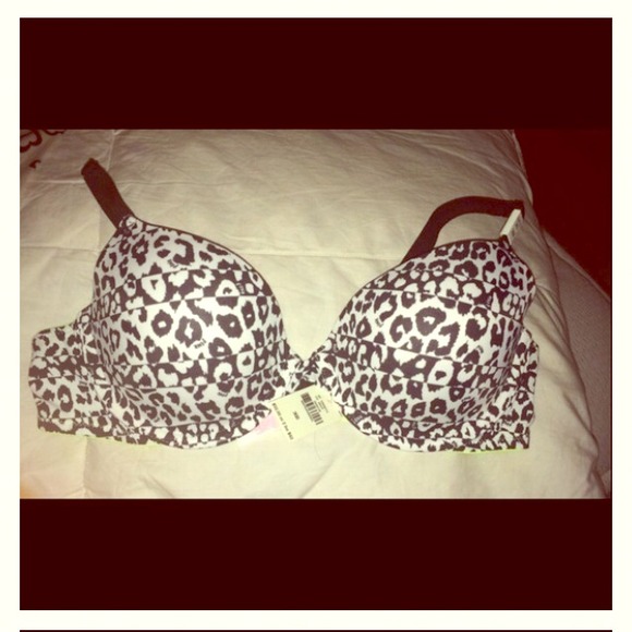VS cheetah lightly lined bra. NTW