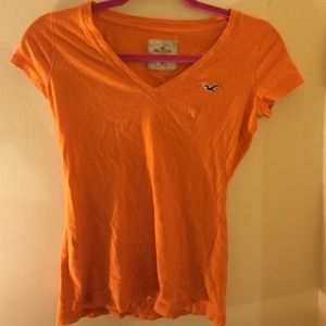 V-neck Hollister Shirt