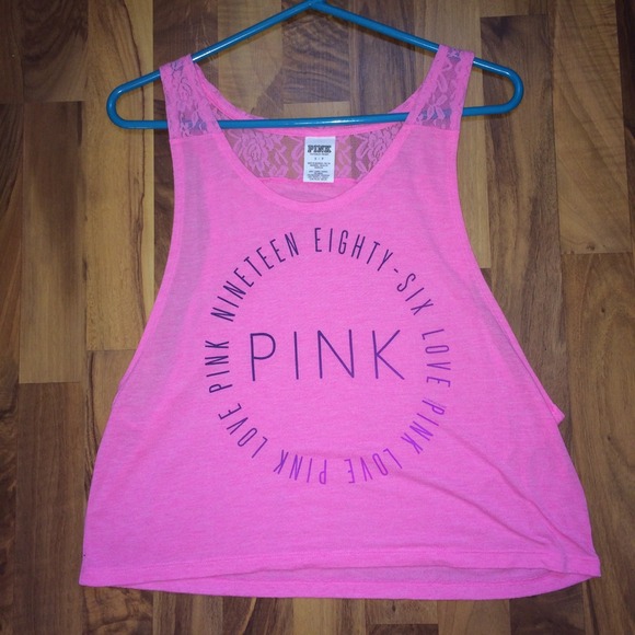 Victoria's Secret muscle tee 💗