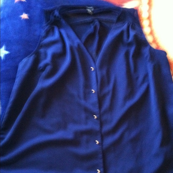 Blue blouse