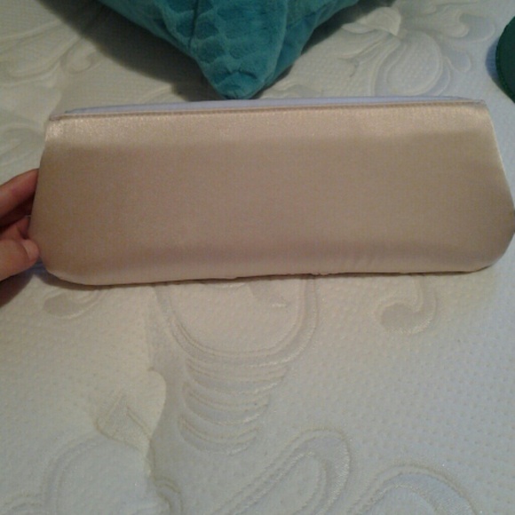 Biege clutch - Picture 3 of 3