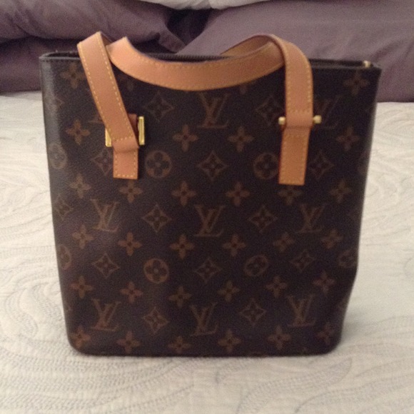 Louis Vuitton Purse