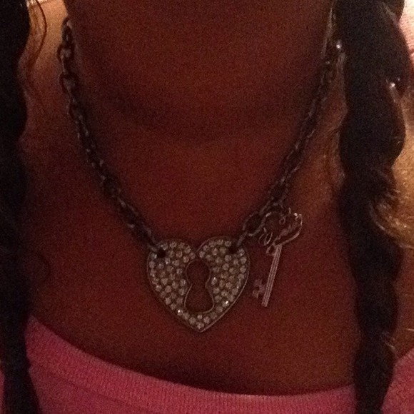 Guess necklace