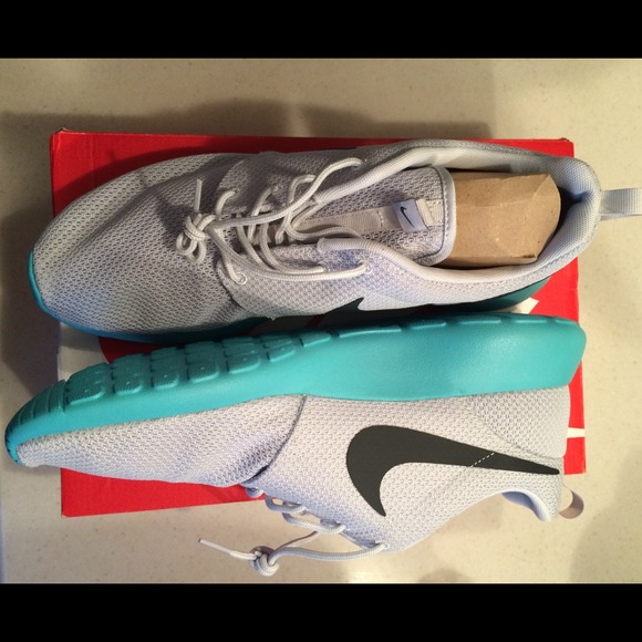 men's Nike Roshes size 11.5