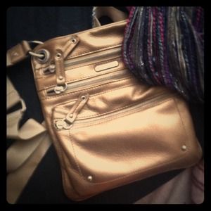 Tyler rodan cross body bag