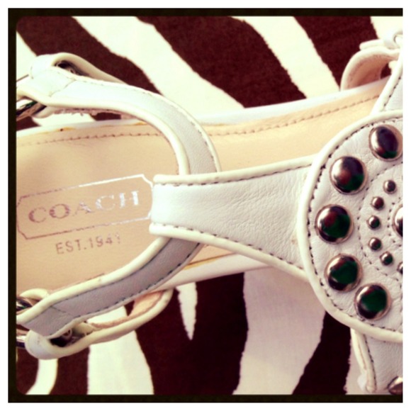 Coach Harper Leather Wedge Sandals!👡💋