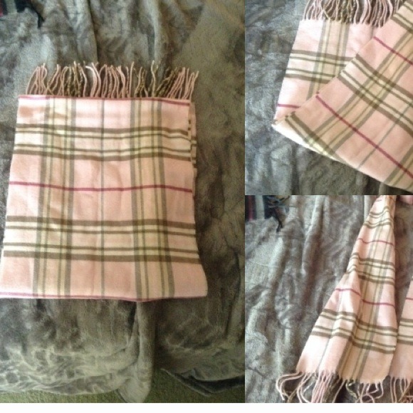 Pink plaid scarf