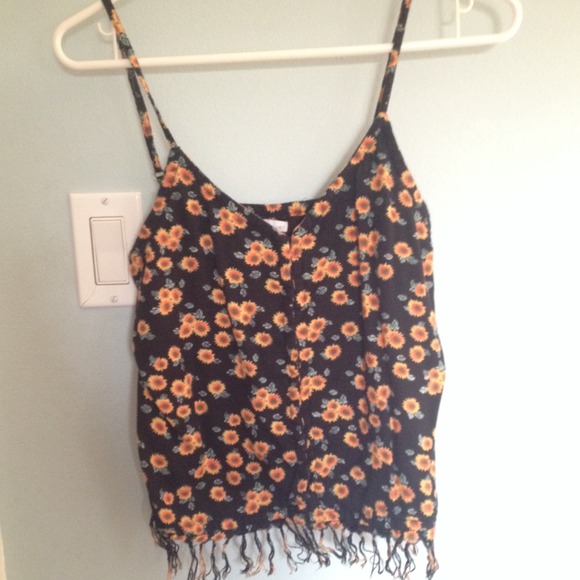 Traded 💕Pacsun O'neill sunflower top