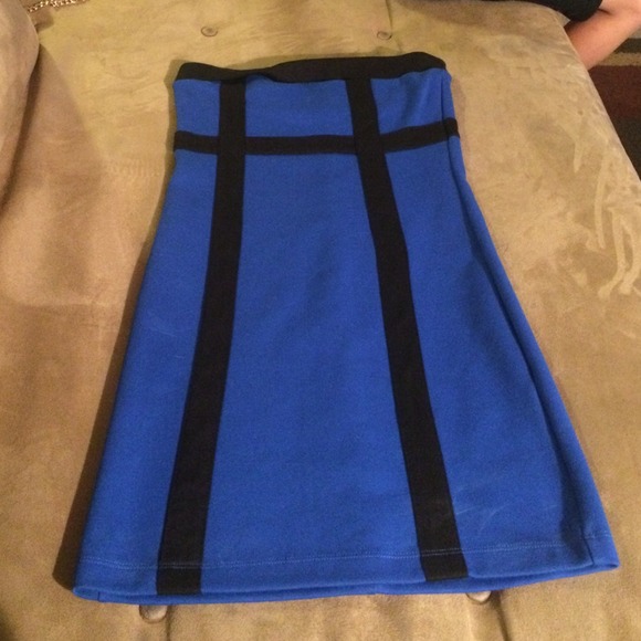 Forever 21 tube dress. Black and blue.