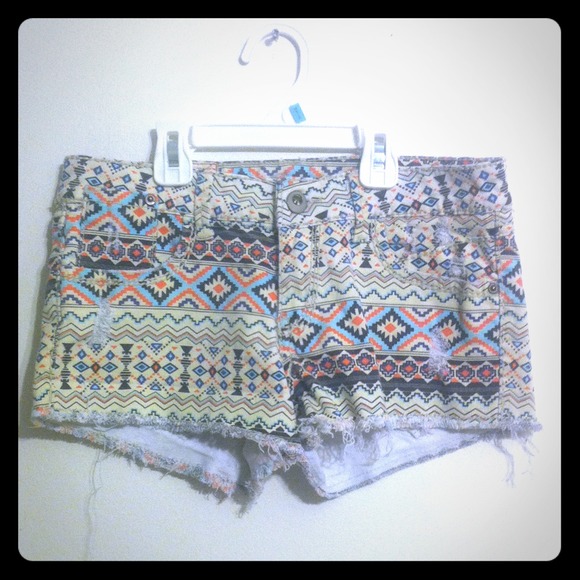 Aztec Shorts ⚡️