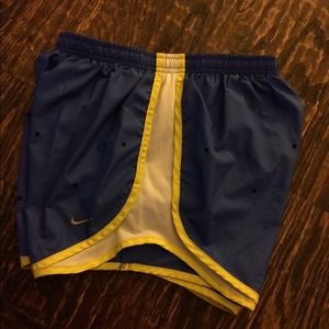 Women's Size Small Nike shorts