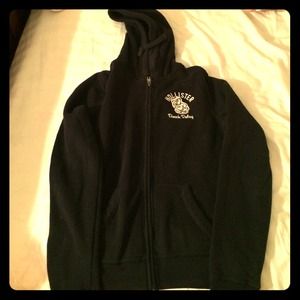 Hollister sweater