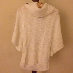 White kimono sleeve top