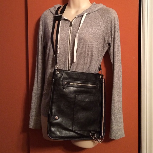 Chinese laundry Black leather saddle bag $29