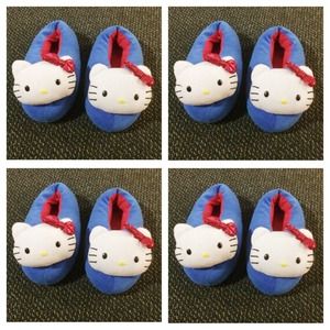 ‼️️LOWEST‼️Hello Kitty Slippers!