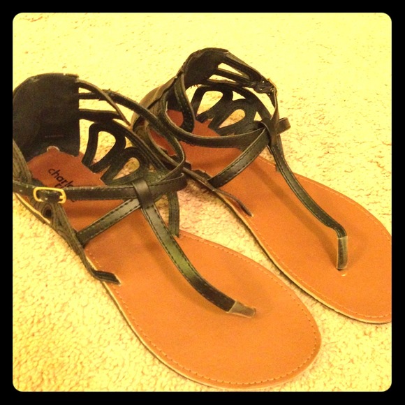 Black strap sandals! - Picture 1 of 2
