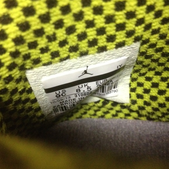 🚫SOLD🚫Air Jordan's toddler - Picture 4 of 4