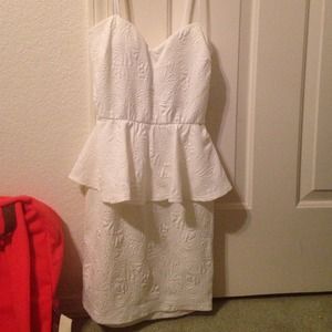 White dress with design
